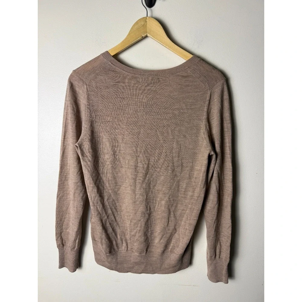 Banana Republic Sweater Mens M Biege 100% Merino Wool V-Neck Pullover Casual NWT